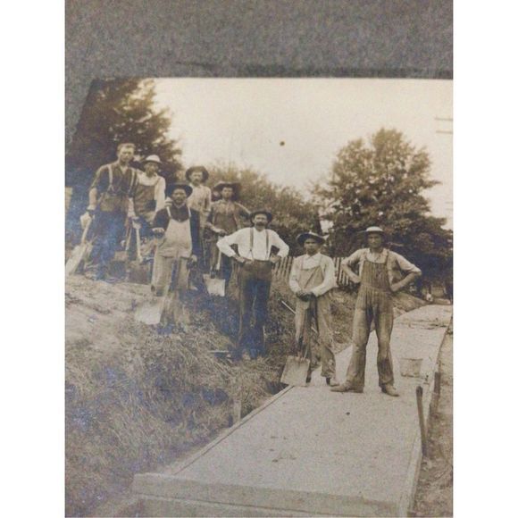 Antique Photography Working Men With Shovels 1800’s / Early 1900 Matted “Working - Picture 6 of 15